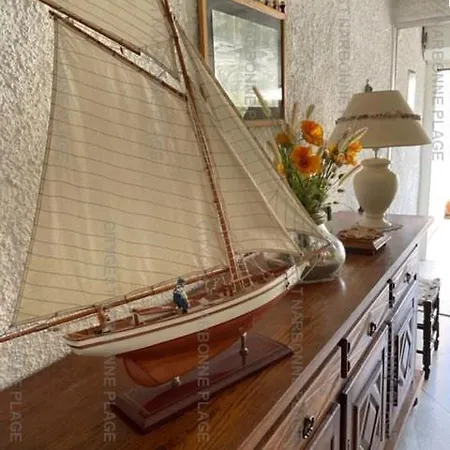 Maison Avec Jardin Sur Pierre La 6stp73 * Saint-Pierre-la-Mer (Aude)